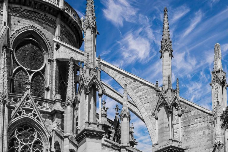 Notre-Dame de Paris - crédit photo : VLADJ55 via Shutterstock